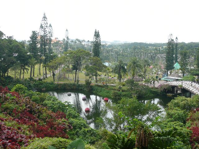 沖縄　植物園7_640x480.jpg